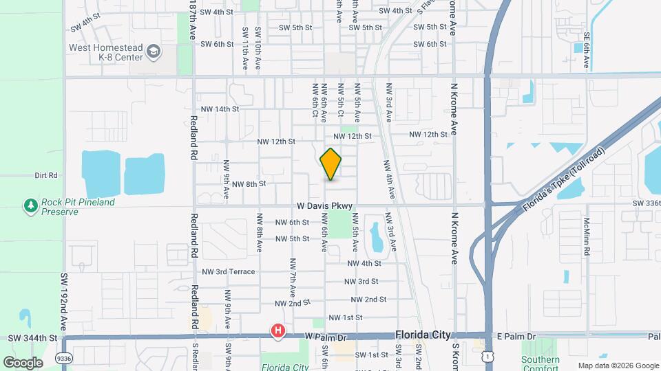 552 NW 7th St Map and Location Details