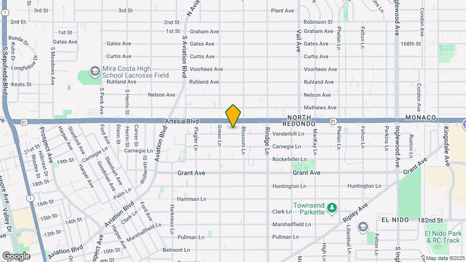 2013 Vanderbilt Ln Map and Location Details