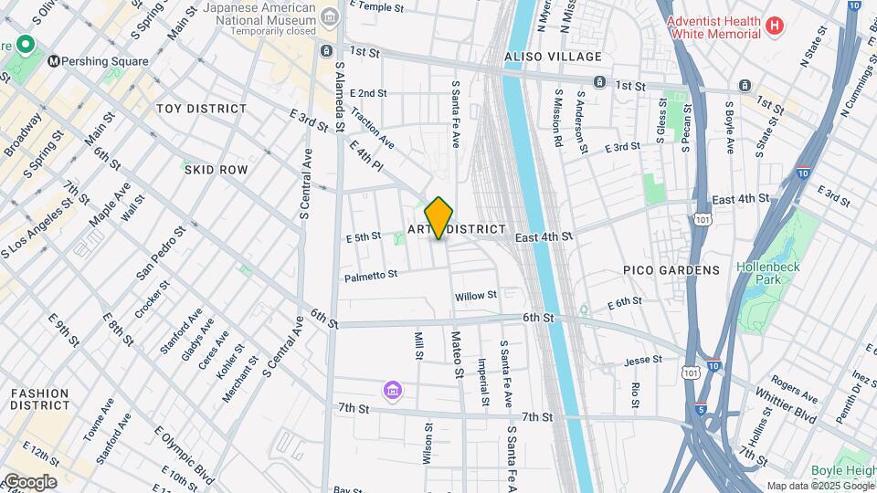 500 Molino St Map and Location Details