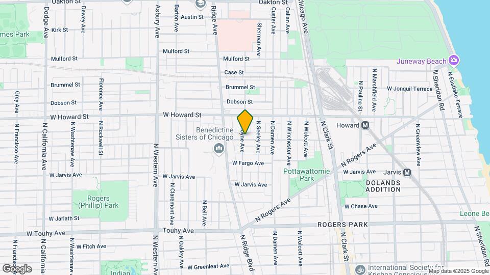 7502 N Hoyne Ave Map and Location Details