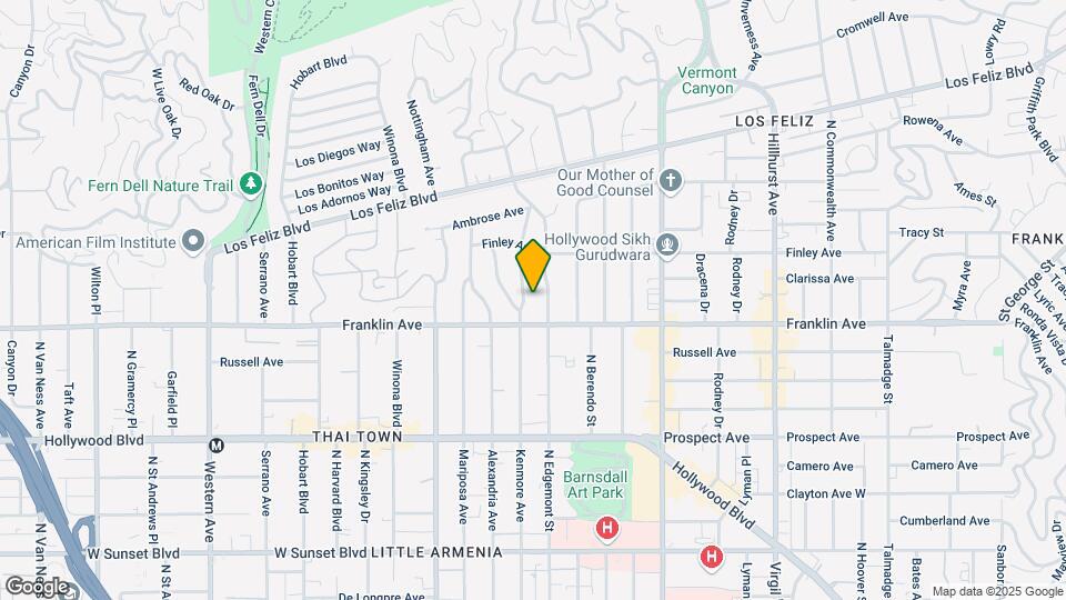 1926 N Kenmore Ave Map and Location Details