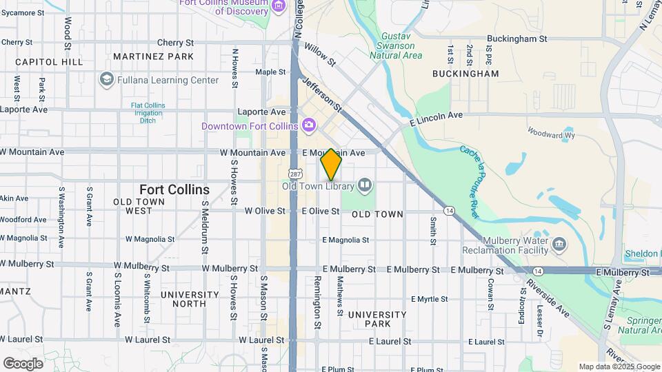 217 E Oak St Map and Location Details