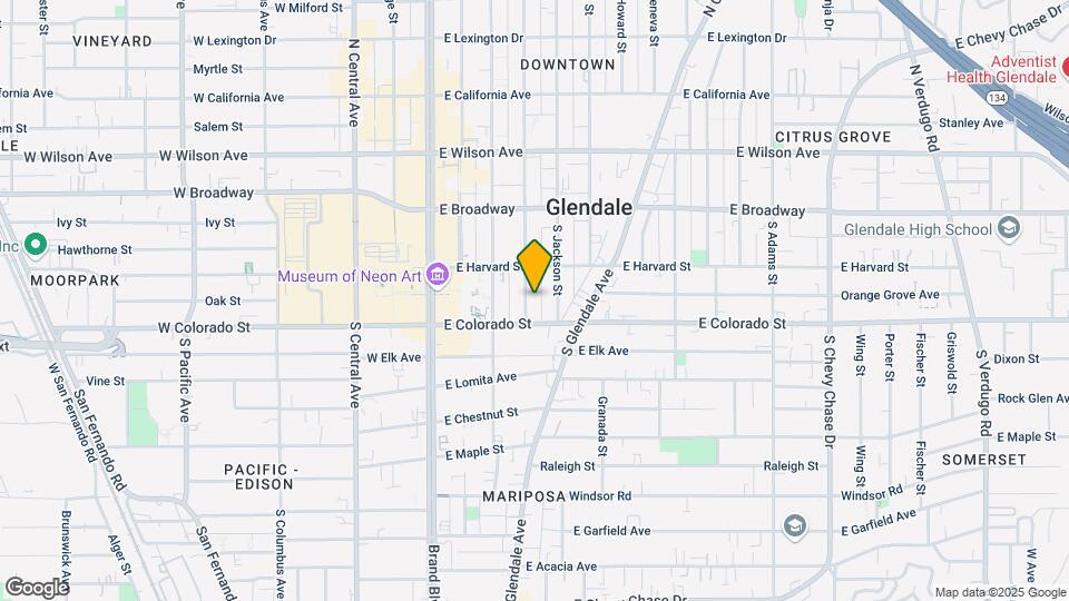 228 S Kenwood St Map and Location Details