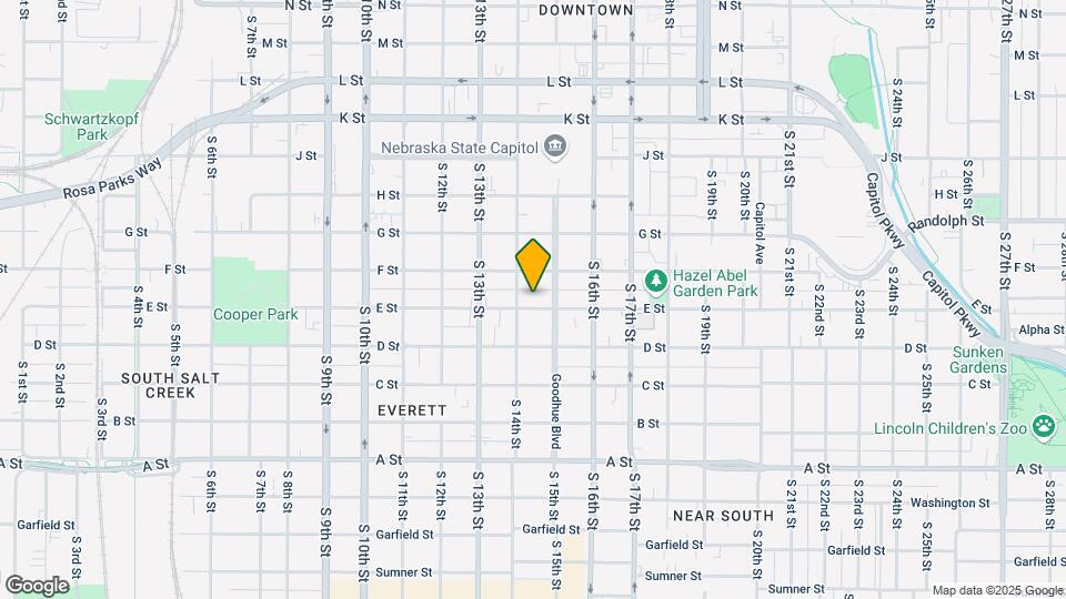 1420 E St Mapa y Detalles de la Ubicación