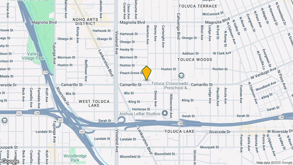 10805 Camarillo St Map and Location Details