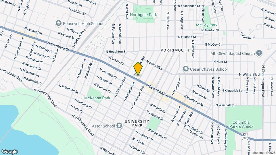 7521 N Clarendon Ave Mapa y Detalles de la Ubicación