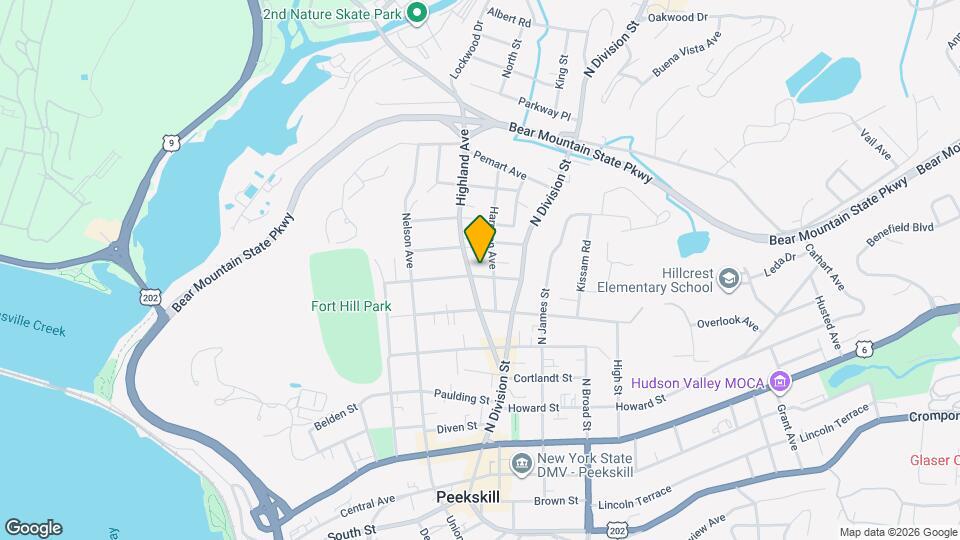 958 Phoenix Ave Map and Location Details