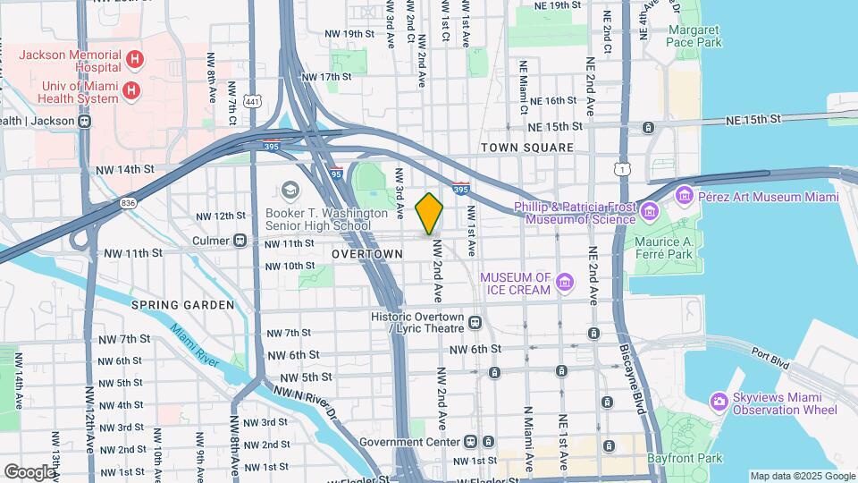 214 NW 11th St Map and Location Details