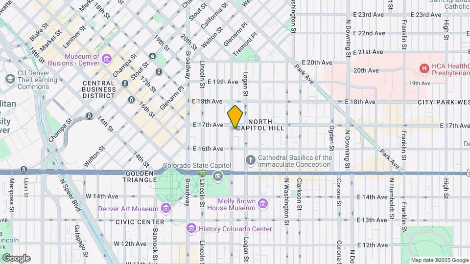 300 East 17th Apartments Mapa y Detalles de la Ubicación