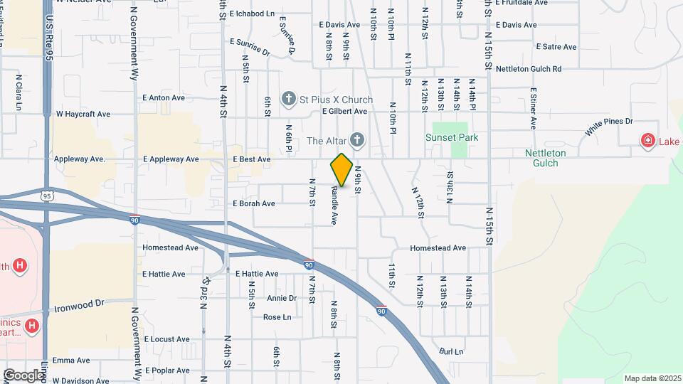 2422 N 8th St Map and Location Details