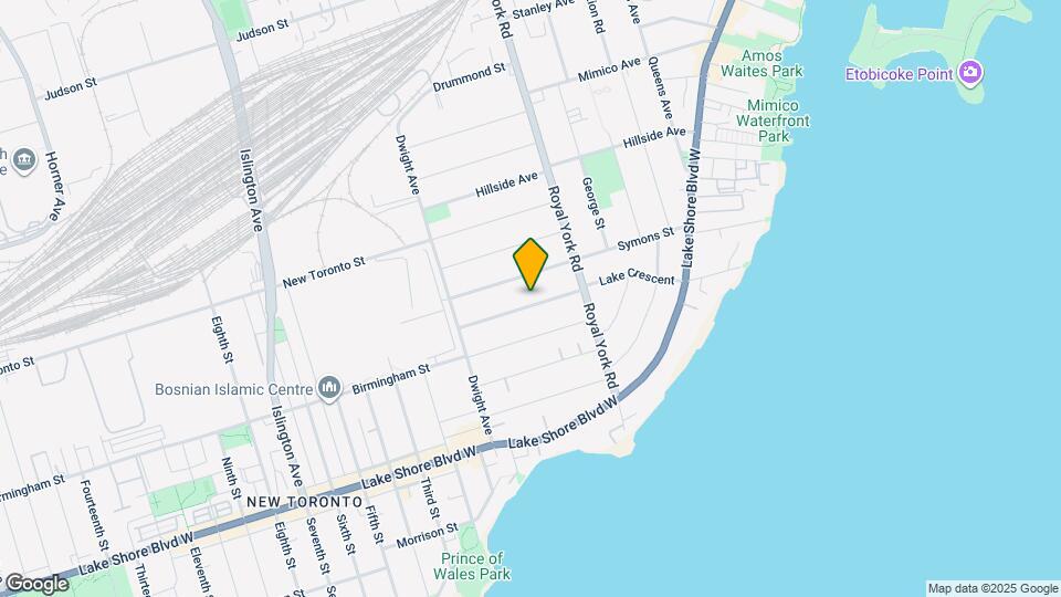 92 Lake Crescent Map and Location Details