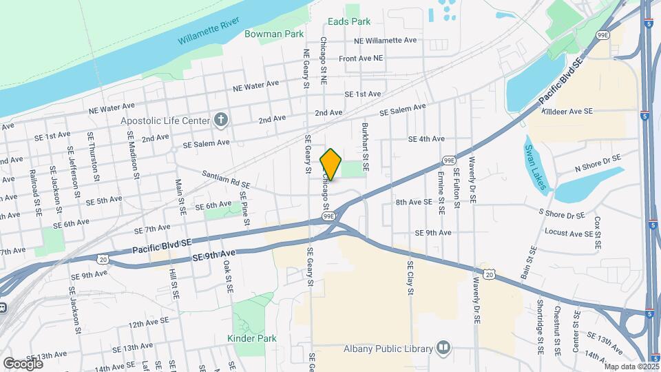 615 SE Chicago St Map and Location Details