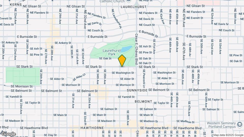 Laurelhurst Manor Map and Location Details