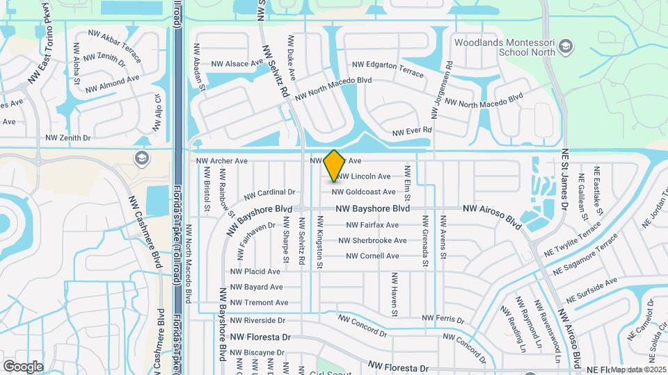 581 NW Goldcoast Ave Map and Location Details