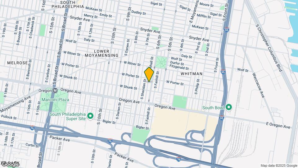 2527 S Marshall St Map and Location Details