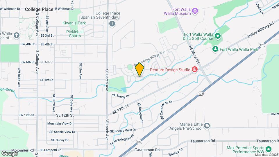 930 SE Creekside Dr Map and Location Details