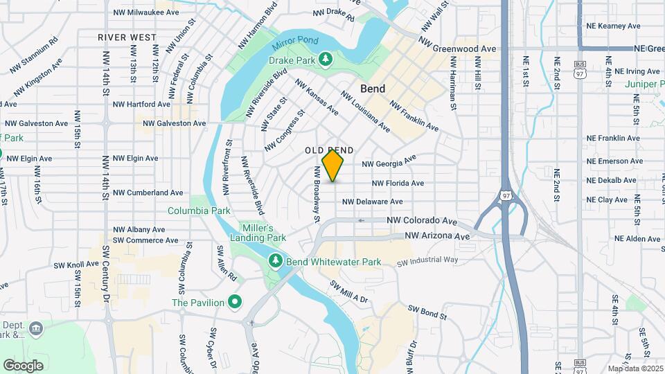 225 NW Wall St Map and Location Details