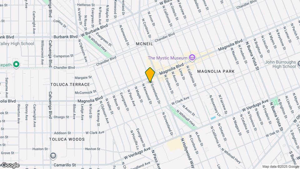 931 N Screenland Dr Map and Location Details