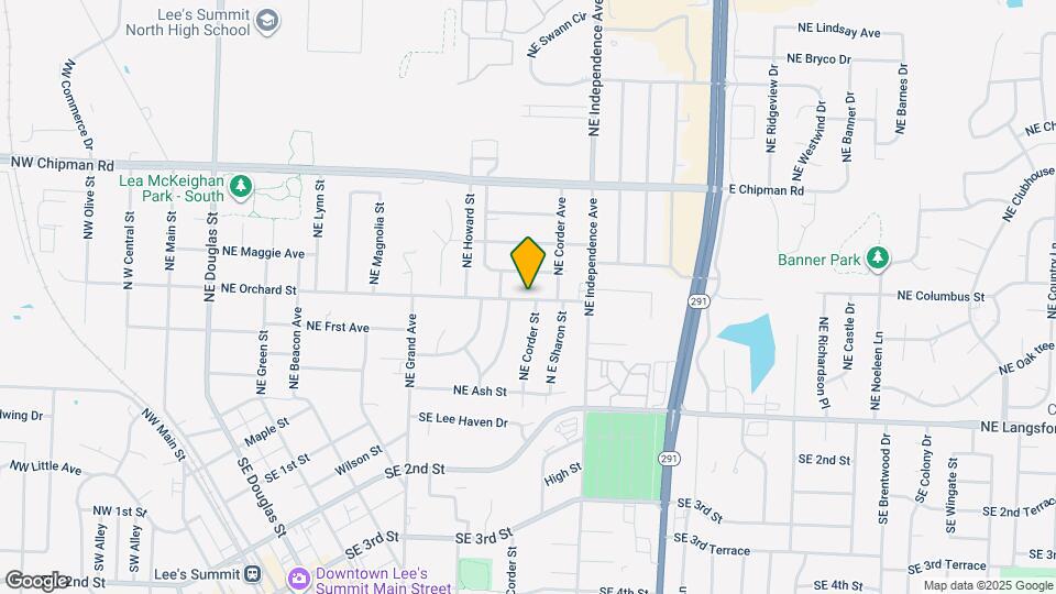 706 NE Orchard Dr Map and Location Details