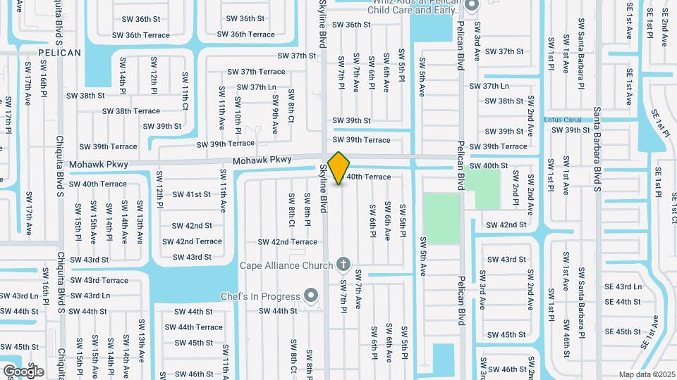 4030 SW 7th Pl Map and Location Details