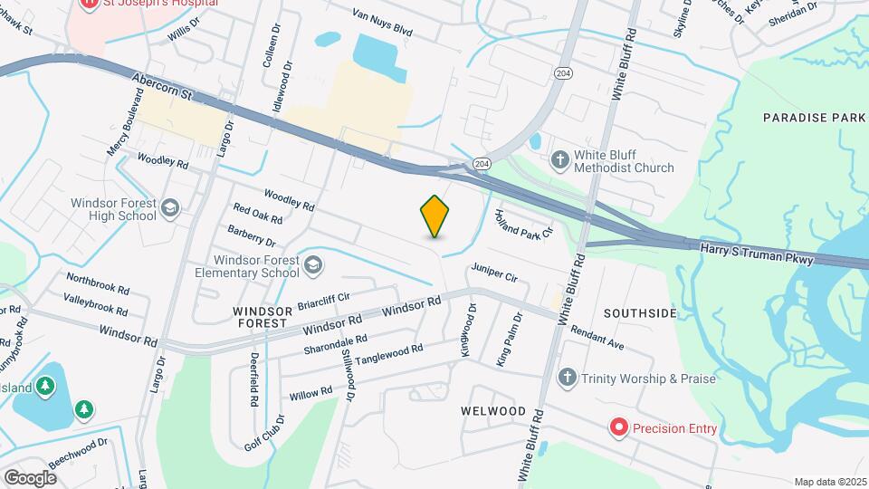 304 Woodley Rd Map and Location Details