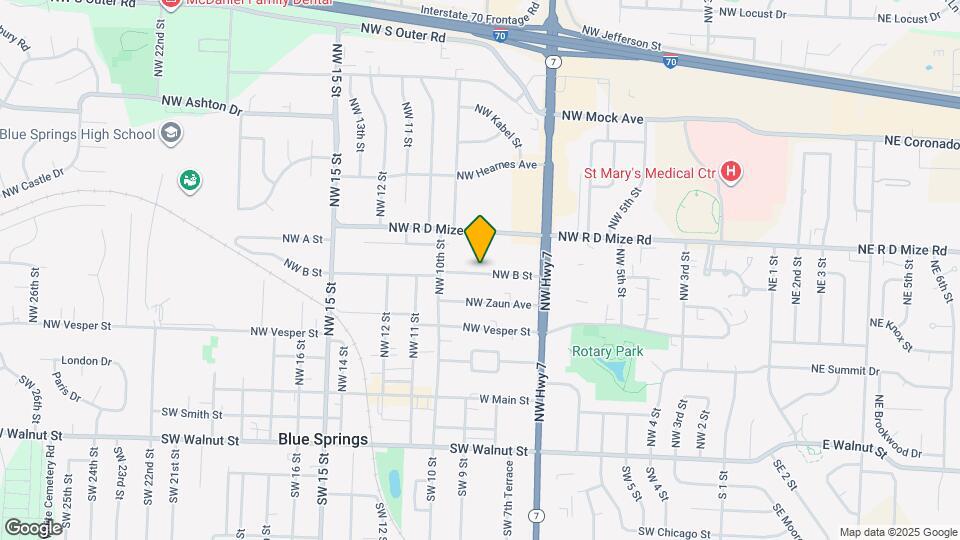 811 NW B St Map and Location Details