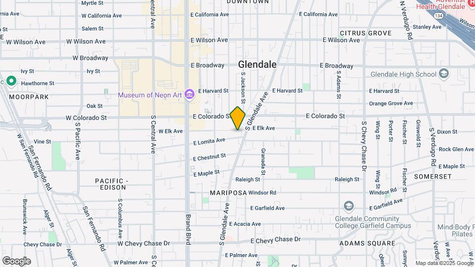 414 E Elk Ave Mapa y Detalles de la Ubicación