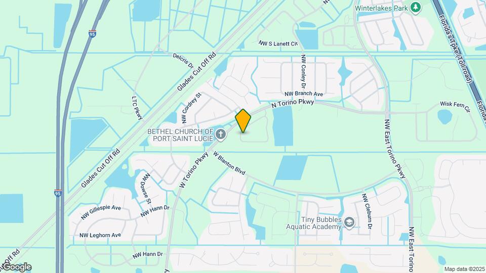 5085 NW Coventry Cir Map and Location Details