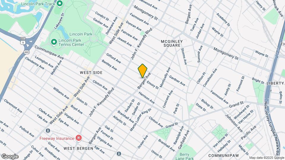 565 Bergen Avenue Mapa y Detalles de la Ubicación