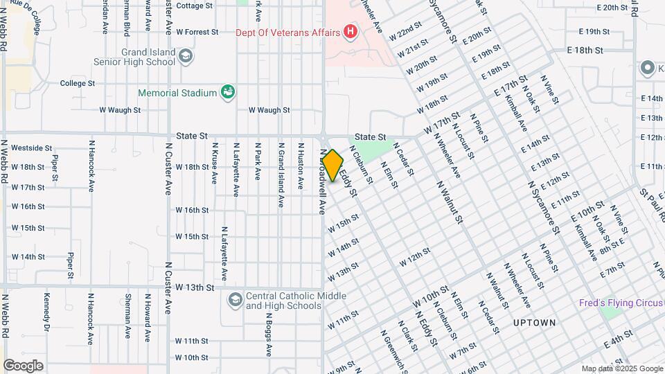 823 W 17th St Map and Location Details