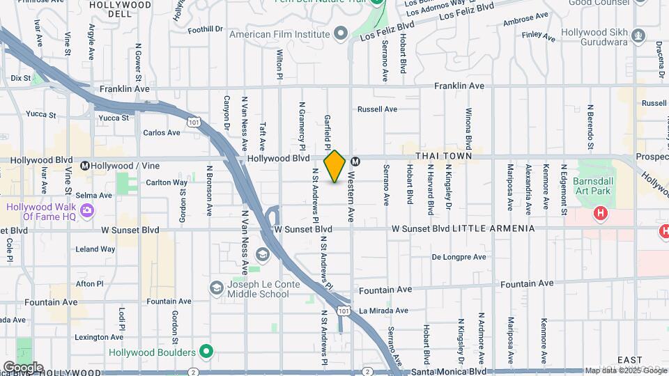 5526 Carlton Way Map and Location Details