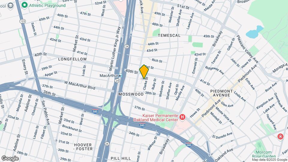 3851-3857 Clarke St Mapa y Detalles de la Ubicación
