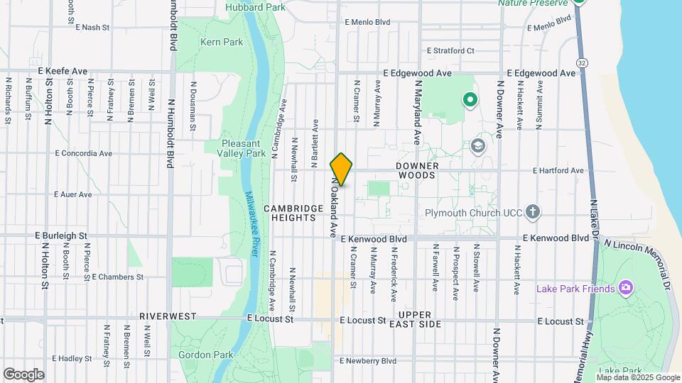 3246-3246 N Oakland Ave Map and Location Details