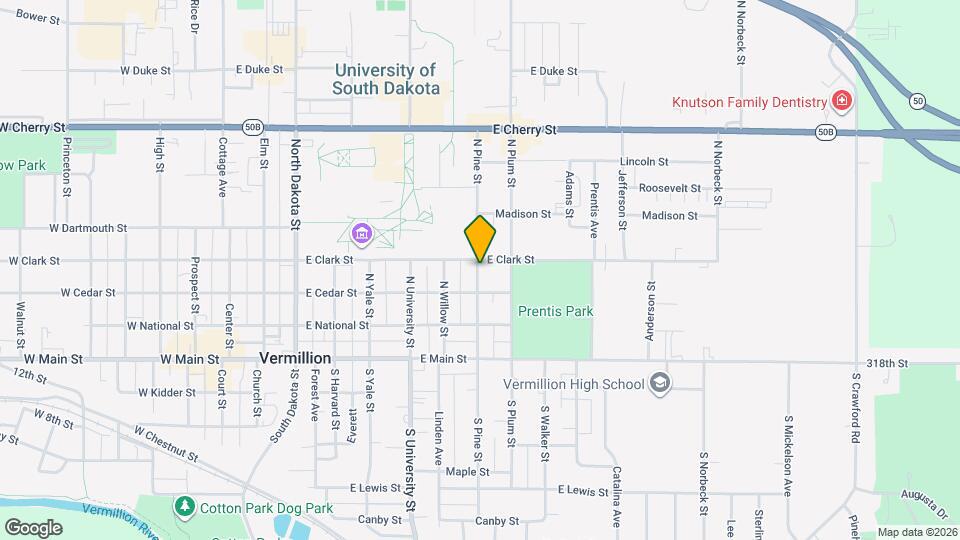 221 N Pine St Map and Location Details