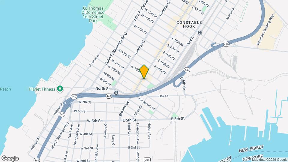 260-262 Broadway Map and Location Details