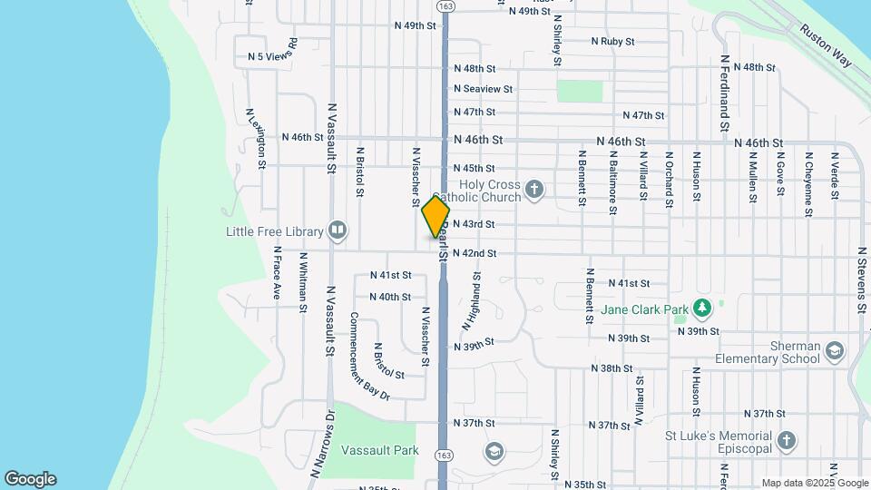 4202 N Pearl St Map and Location Details
