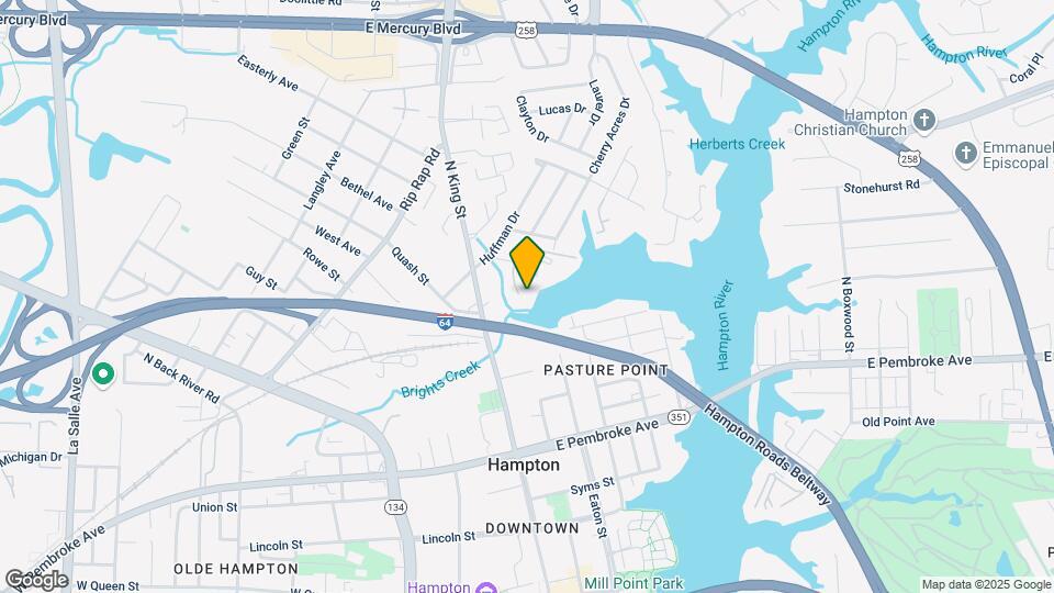 Hampton River Villas Map and Location Details