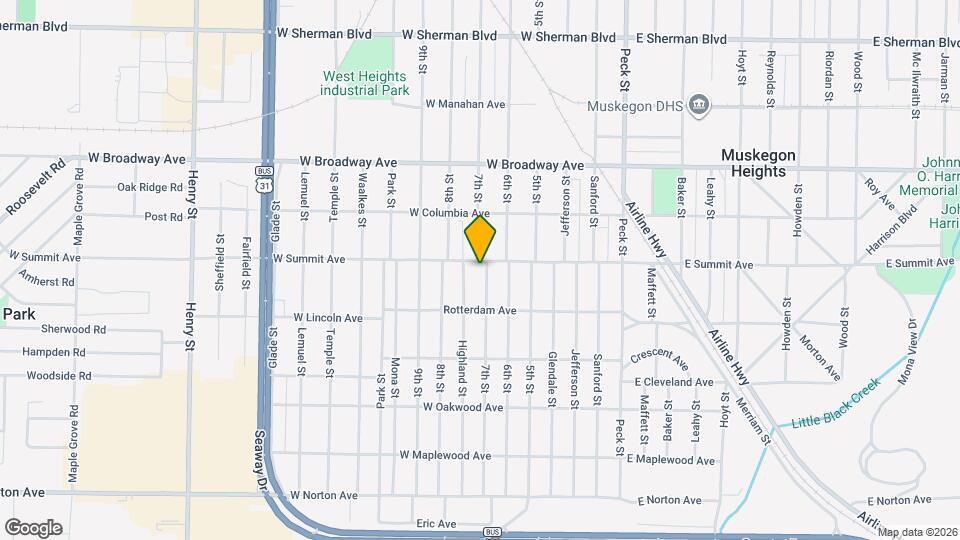 3005 7th St Map and Location Details