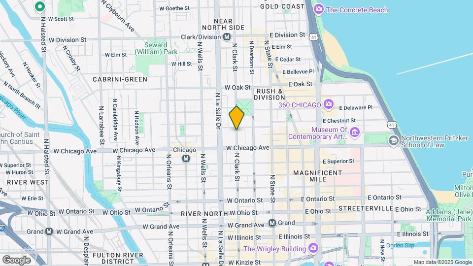 832 N Clark St Map and Location Details