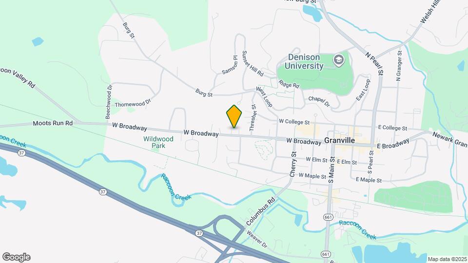 532 W Broadway Map and Location Details