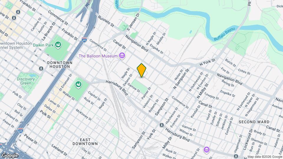 2936 Commerce St Map and Location Details