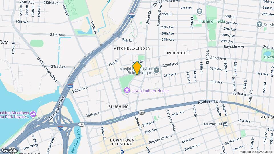3221-3235 Leavitt St Mapa y Detalles de la Ubicación