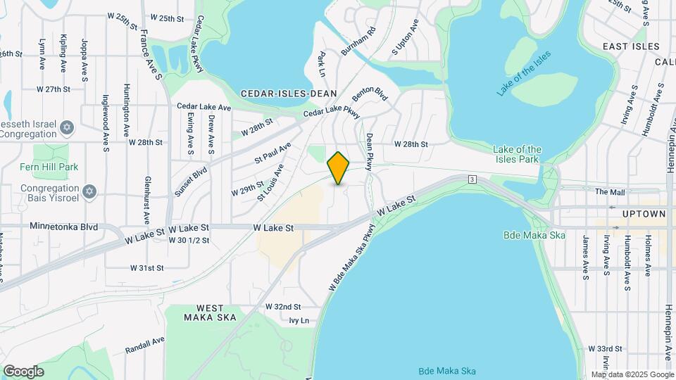 Marbella on Dean Mapa y Detalles de la Ubicación