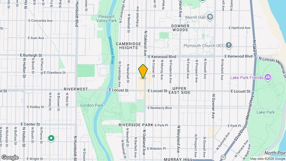 2945 N Oakland Ave Map and Location Details