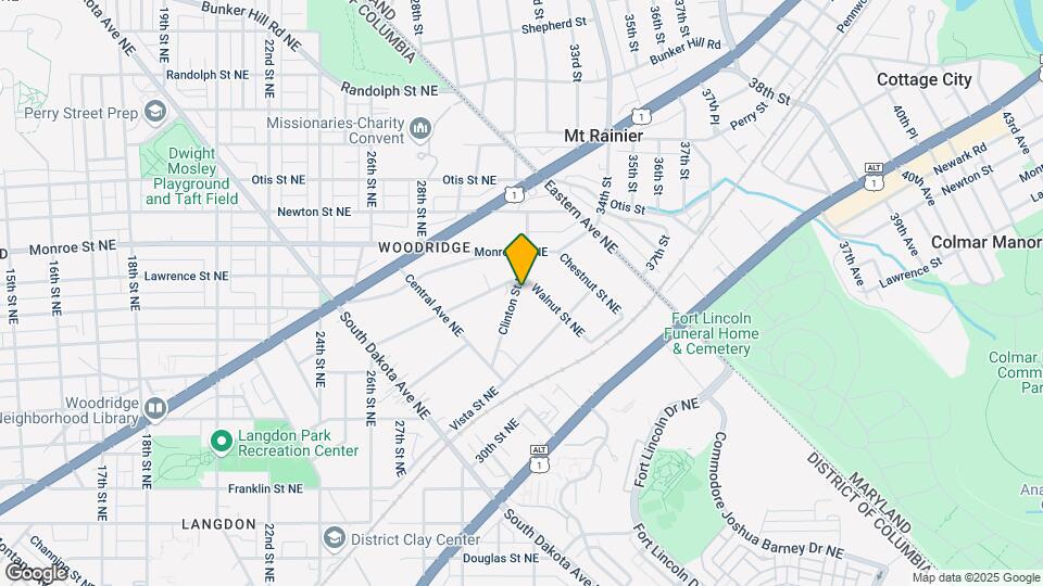 3067 Clinton St NE Map and Location Details