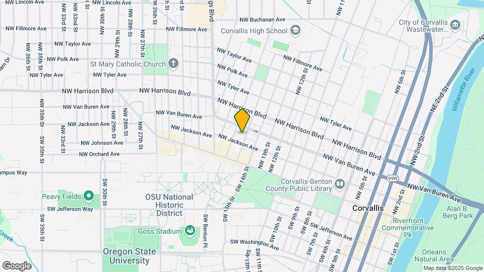 220 NW 15th St Map and Location Details