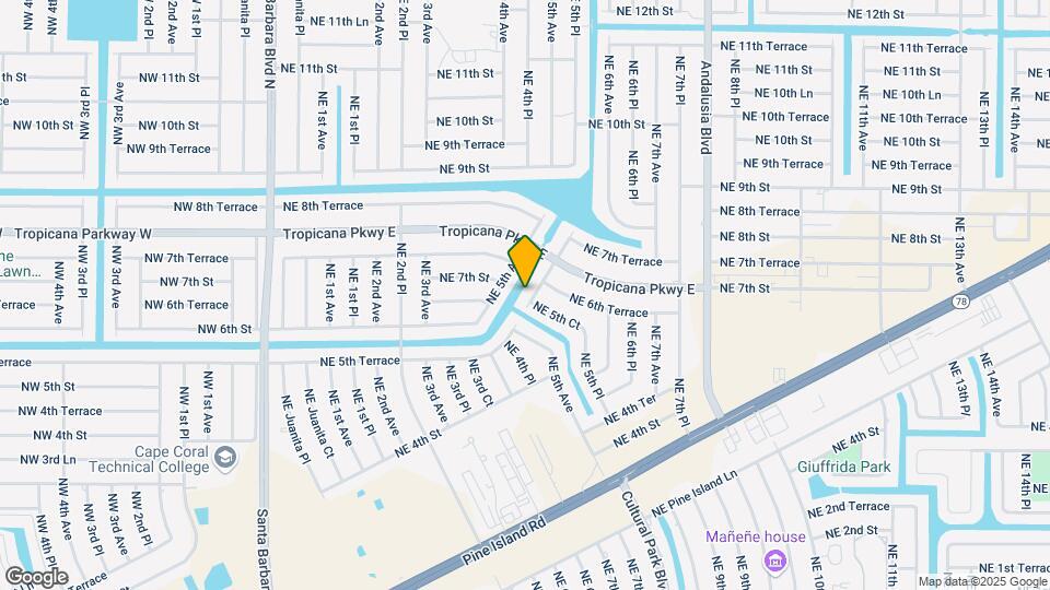 646 NE 5th Pl Map and Location Details