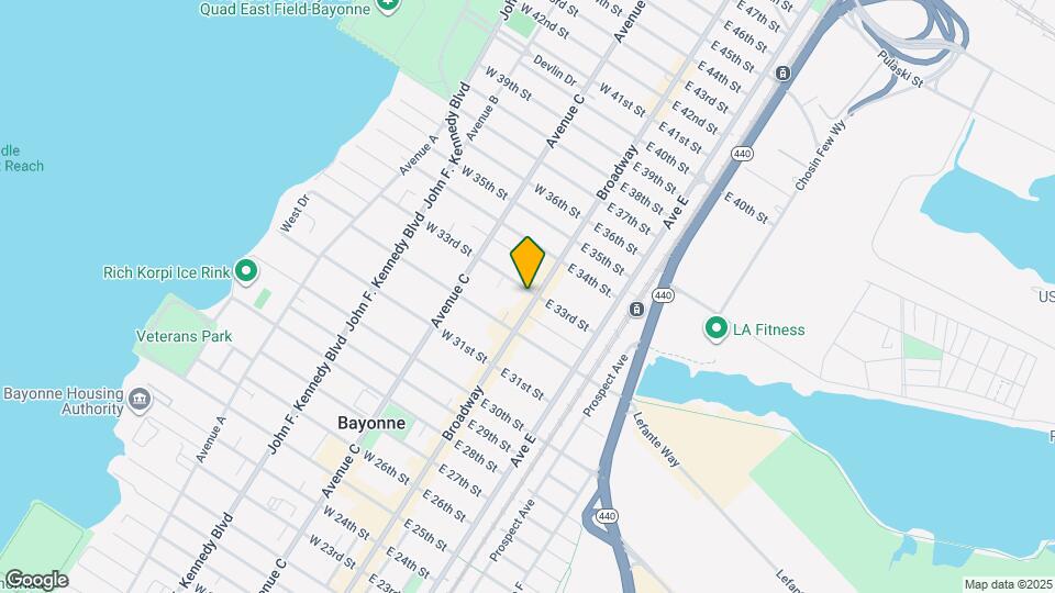 729-731-731 Broadway Map and Location Details