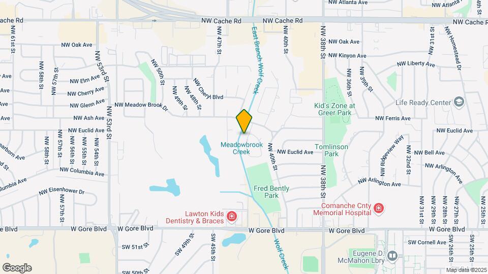 709 NW Heinzwood Cir Map and Location Details