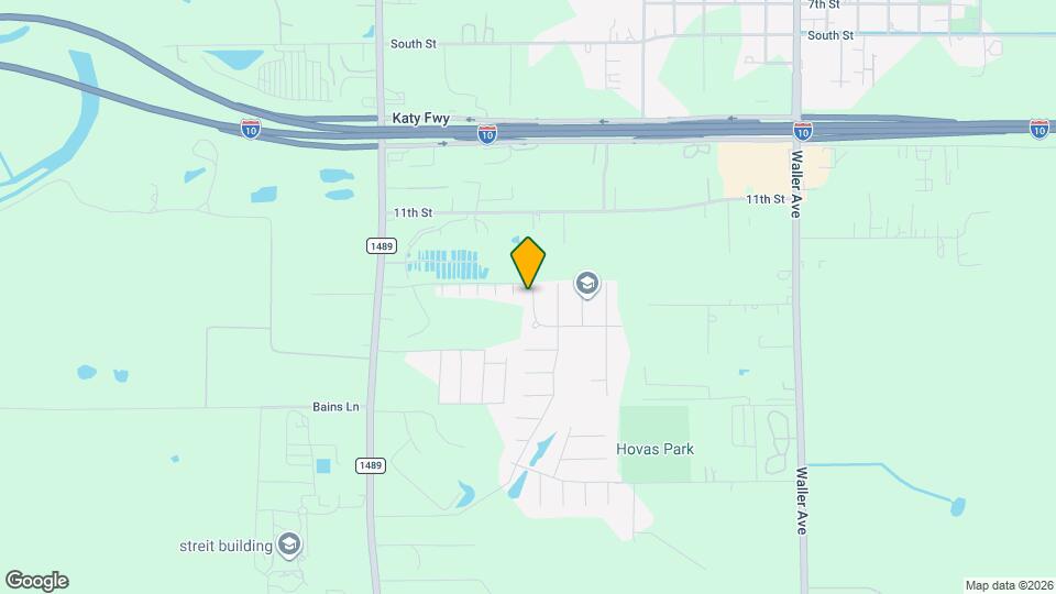 718 Crystal Lakes Dr Map and Location Details